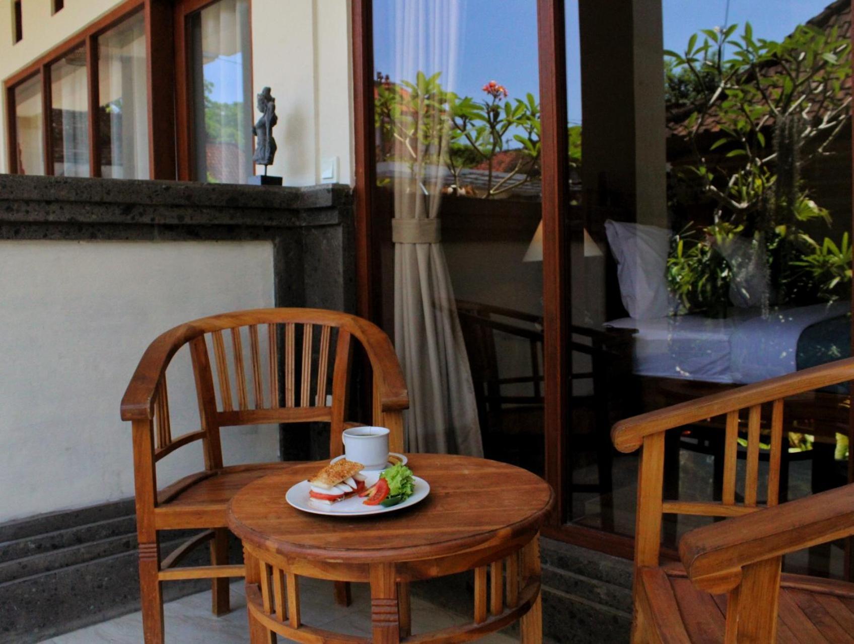 Hotel Dharma Sentana Ubud Exterior foto